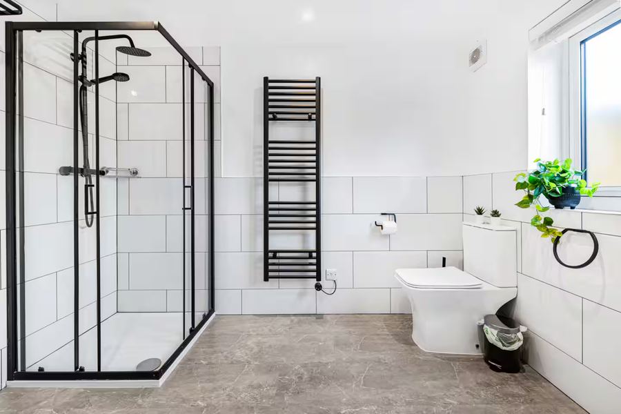 227b Windmill Lane photo 13