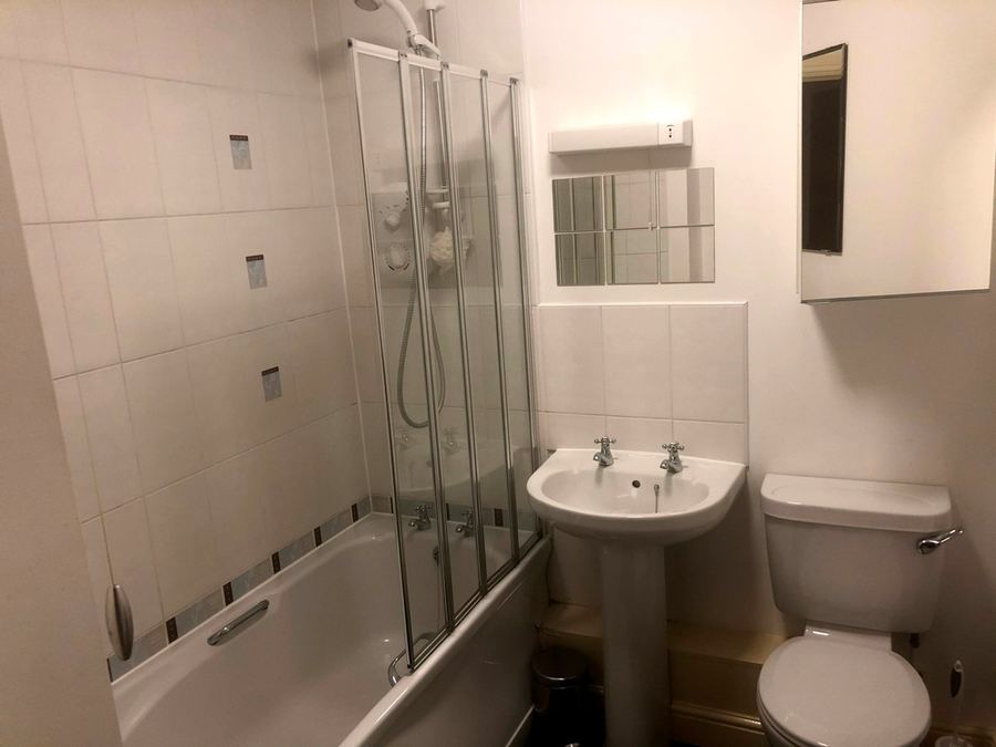 Flat 7, Porchester Court photo 10